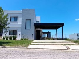 3 Bedroom Villa for sale in Santa Maria, Cordoba, Santa Maria