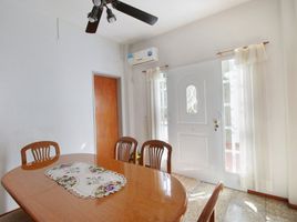 2 Bedroom House for sale in Tres De Febrero, Buenos Aires, Tres De Febrero