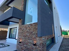 4 Schlafzimmer Villa zu verkaufen in Escobar, Buenos Aires, Escobar, Buenos Aires, Argentinien