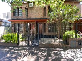 3 Bedroom House for sale in General Sarmiento, Buenos Aires, General Sarmiento