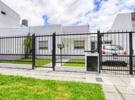 2 Bedroom House for sale in Vicente Lopez, Buenos Aires, Vicente Lopez