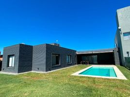 Villa 3 chambre à vendre à Rosario, Santa Fe, Rosario