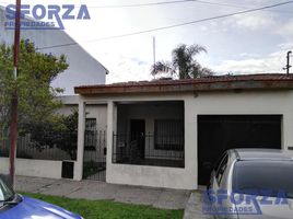 2 Bedroom House for sale in General Sarmiento, Buenos Aires, General Sarmiento