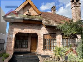 3 Bedroom Villa for sale in General Sarmiento, Buenos Aires, General Sarmiento