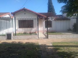 2 Bedroom House for sale in General Sarmiento, Buenos Aires, General Sarmiento