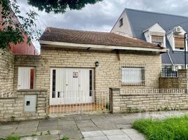 2 Bedroom House for sale in Vicente Lopez, Buenos Aires, Vicente Lopez