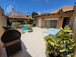 4 Bedroom House for sale in Vicente Lopez, Buenos Aires, Vicente Lopez