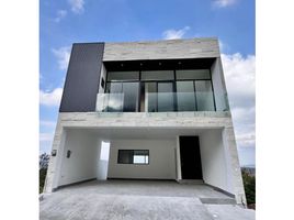 3 Habitación Casa en venta en Santa Catarina, Nuevo León, Santa Catarina