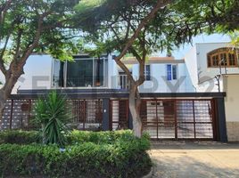 4 Bedroom House for sale in University of Piura (Lima campus), Miraflores, San Isidro