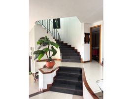 5 Habitación Casa en venta en Sabaneta, Antioquia, Sabaneta