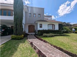 4 Bedroom House for sale in Tumbaco, Quito, Tumbaco