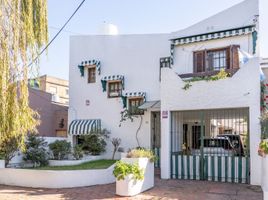 6 Bedroom Villa for sale in Buenos Aires, Lomas De Zamora, Buenos Aires