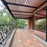 4 Bedroom House for sale in Bare Foot Park (Parque de los Pies Descalzos), Medellin, Medellin