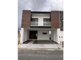Villa 3 chambre à vendre à Santa Catarina, Nuevo Leon, Santa Catarina