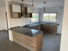 Maison 3 chambre à vendre à Esteban Echeverria, Buenos Aires, Esteban Echeverria