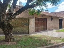 4 Bedroom House for sale in Berazategui, Buenos Aires, Berazategui