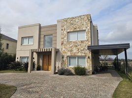 Maison 4 chambre à vendre à Escobar, Buenos Aires, Escobar