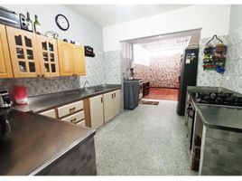 4 Habitación Villa en venta en Parque de los Pies Descalzos, Medellín, Medellín