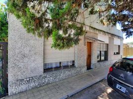 2 Bedroom House for sale in Quilmes, Buenos Aires, Quilmes