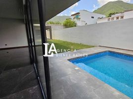 Maison 4 chambre à vendre à Santiago, Nuevo Leon, Santiago