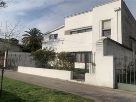 4 Bedroom House for sale in Cerro San Cristobal, Santiago, Santiago, Santiago