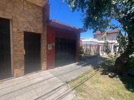 4 Bedroom House for sale in General Sarmiento, Buenos Aires, General Sarmiento