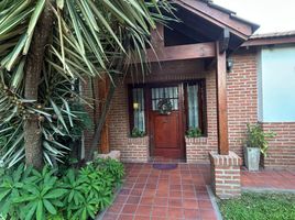 5 Bedroom House for sale in General Sarmiento, Buenos Aires, General Sarmiento