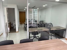 38 m² Office for rent in Parque de los Pies Descalzos, Medellín, Medellín