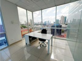 75 m² Office for rent in Panamá, Pueblo Nuevo, Ciudad de Panamá, Panamá, Panamá