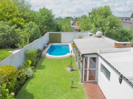 4 Bedroom House for sale in Quilmes, Buenos Aires, Quilmes