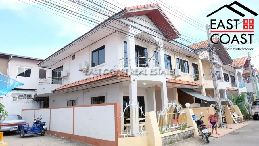 2 Bedroom House For Rent At Eakmongkol Village 5