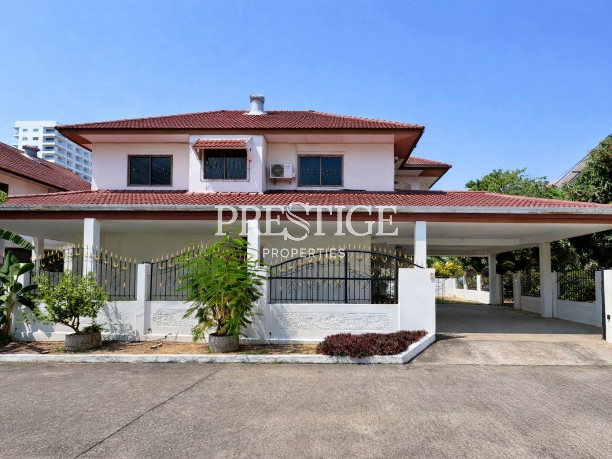 4 Bedroom House For Rent At Royal Park Village