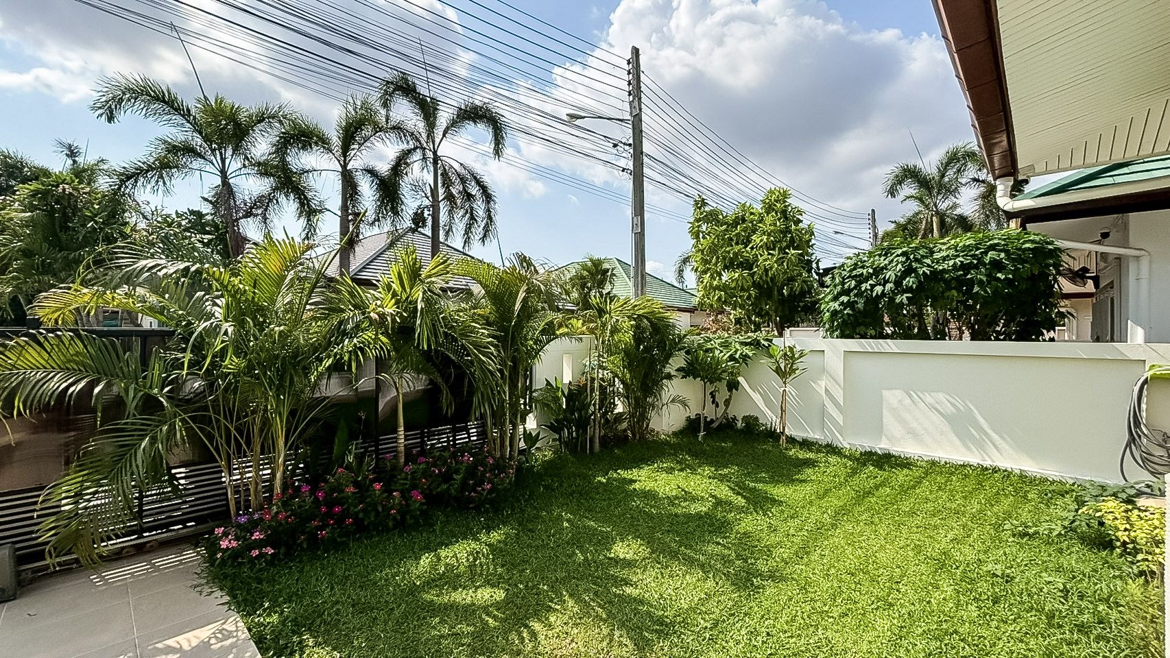 3 Bedroom House For Rent In Nong Prue, Chon Buri