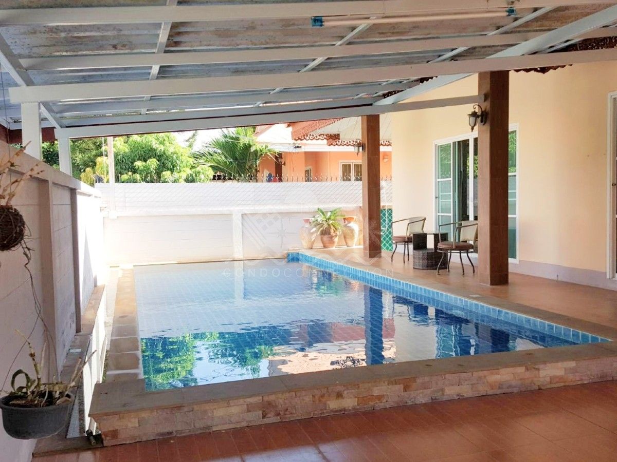 3 Bedroom House For Rent In Nong Prue, Chon Buri