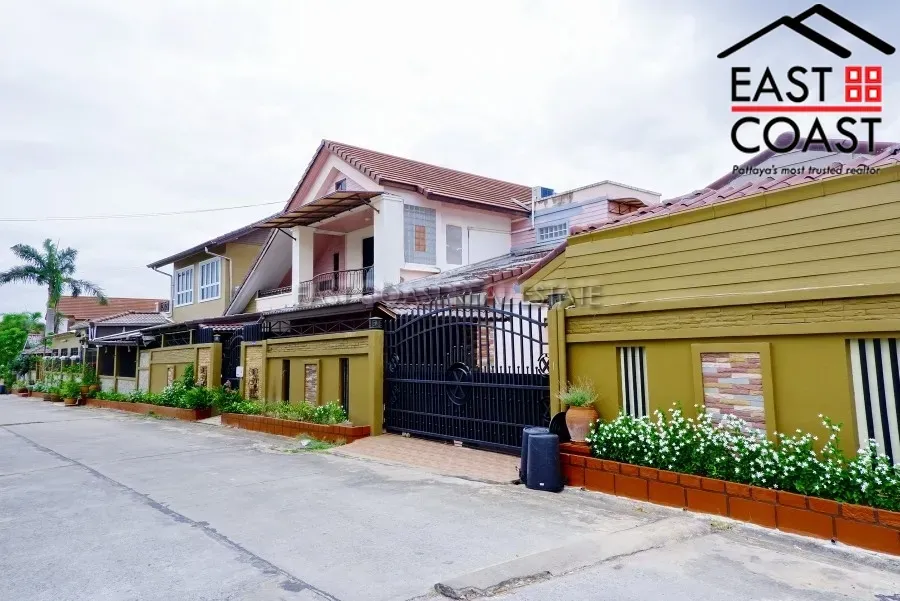 4 Bedroom House For Rent At Ta Tawan Village