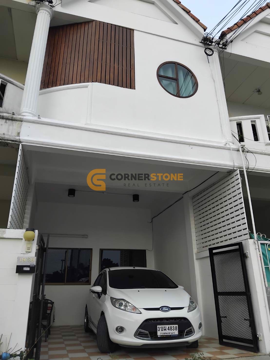 2 Bedroom House For Rent In Nong Prue, Chon Buri