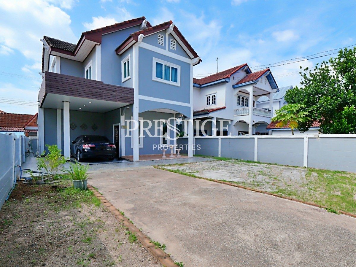 3 Bedroom House For Rent In Nong Prue, Chon Buri