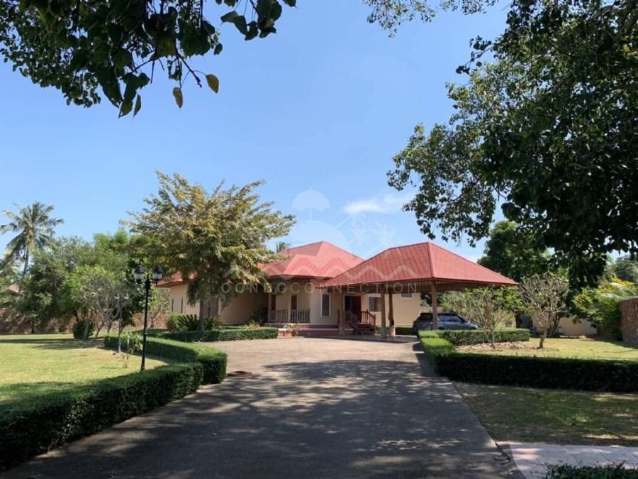 4 Bedrooms House for sale In Mabprachan Garden Pong Pattaya