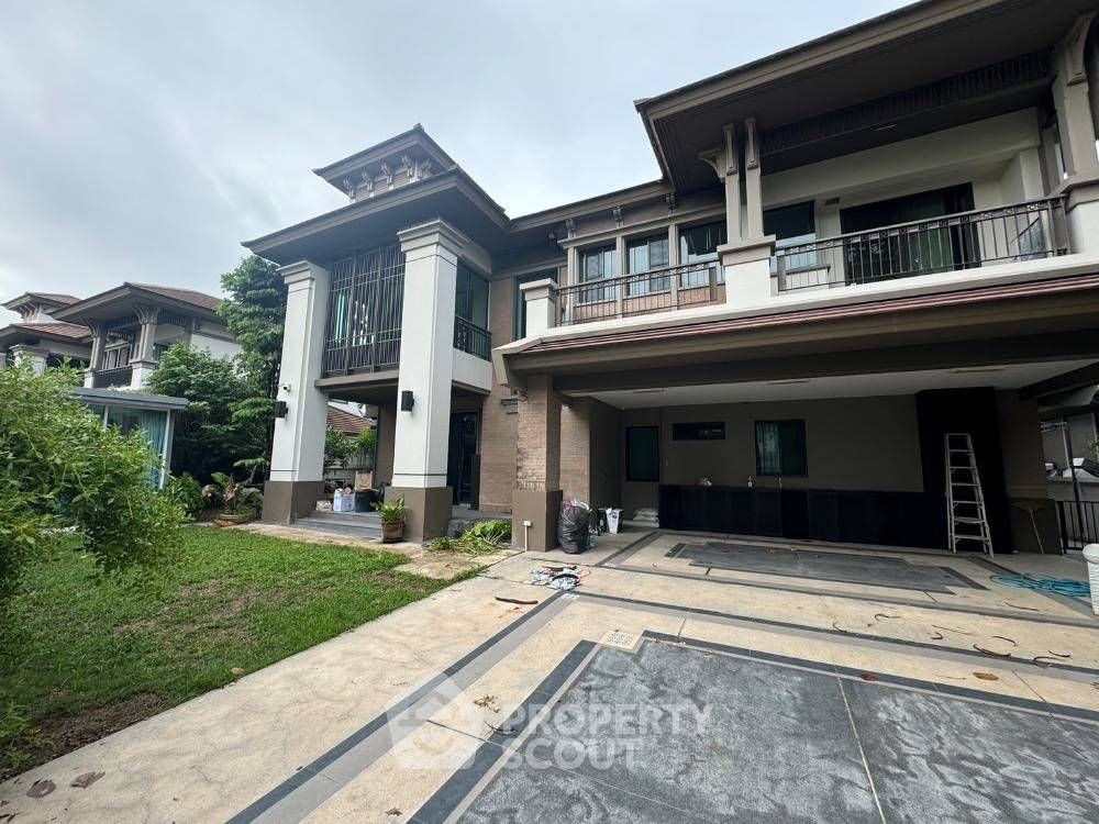 4 Bedrooms House for sale In Mantana Lake Watcharapol O Ngoen Bangkok