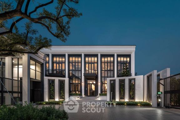 5 Bedrooms House for sale In Malton Gates Krungthep Kreetha Saphan Sung Bangkok