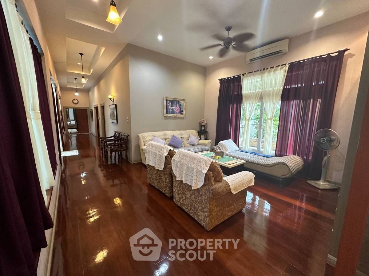 3 Bedrooms Villa for sale In Jomtien Beach Paradise Village Nong Prue Pattaya