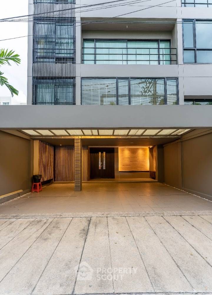 3 Bedrooms Townhouse for sale In Noble Cube Suan Luang Bangkok