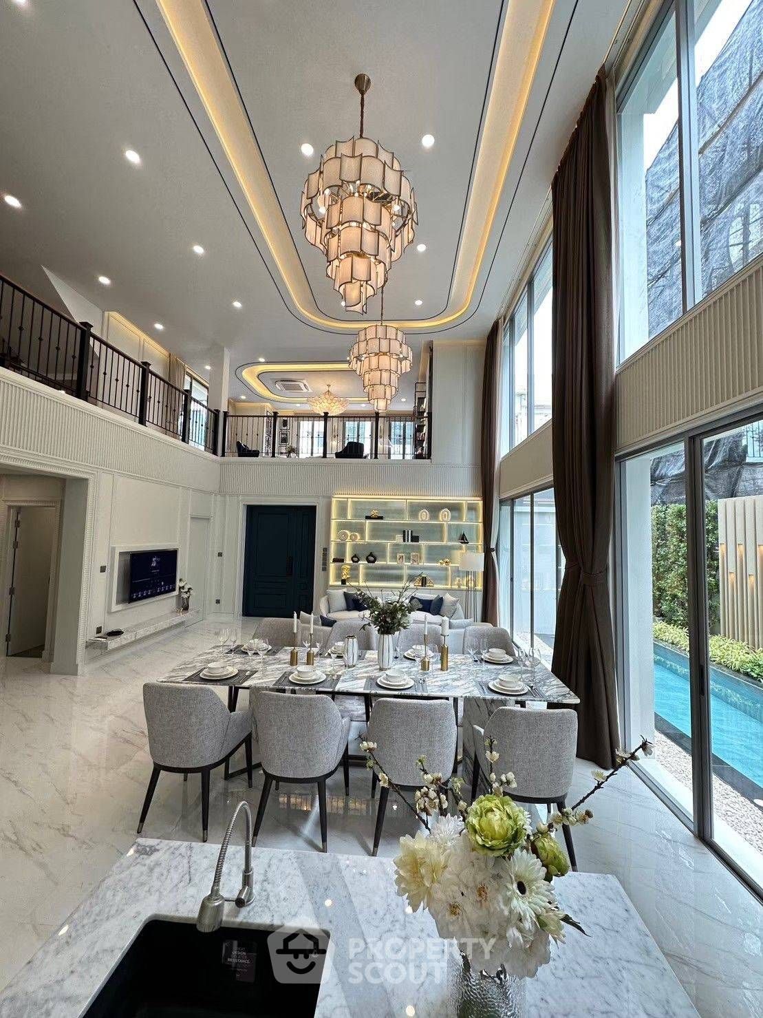 4 Bedrooms House for sale In Vavila Sukhumvit 77 Lat Krabang Bangkok