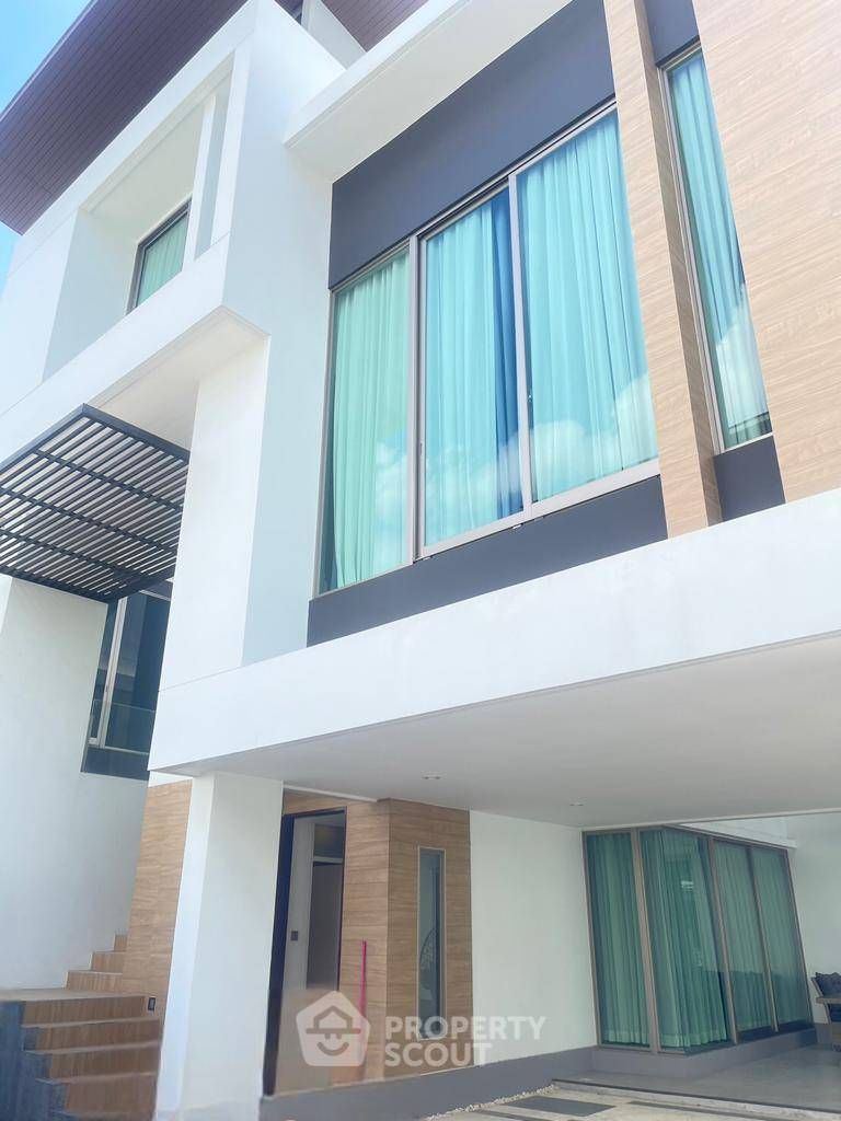 3 Bedrooms House for rent In Nirvana Beyond Kaset Nawamin Nuan Chan Bangkok