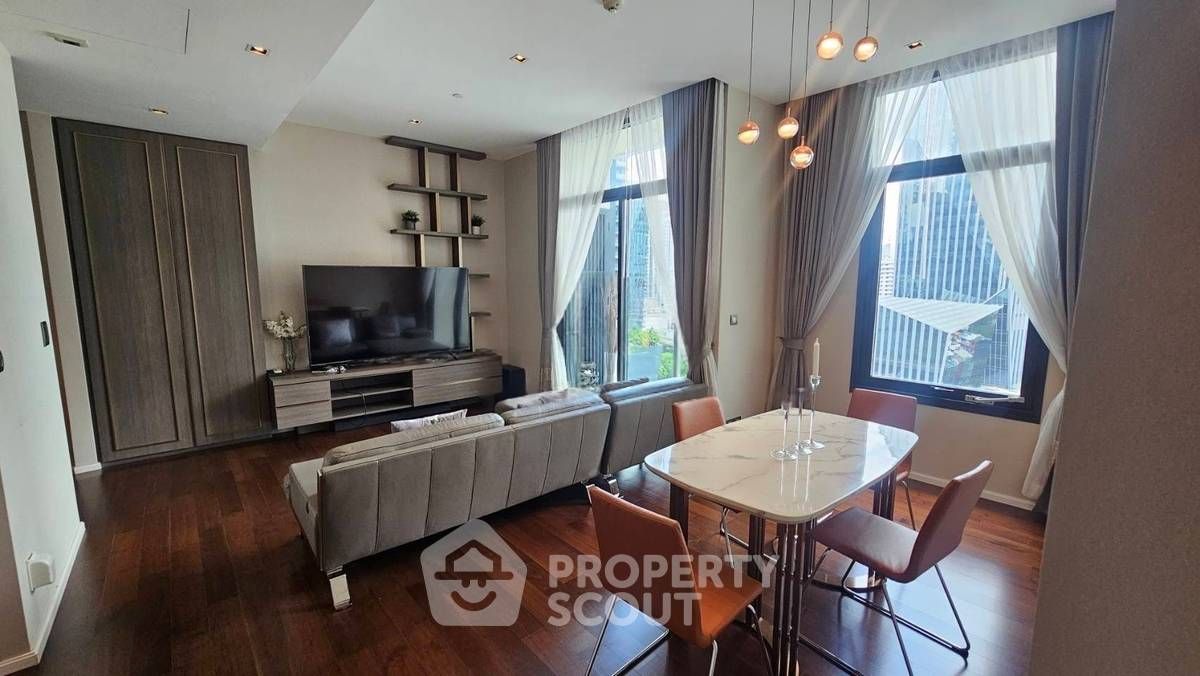 1 Bedroom Condo for sale In The Diplomat 39 Khlong Tan Nuea Bangkok
