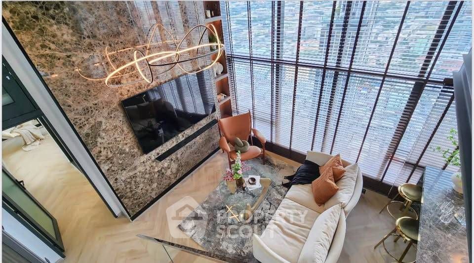 3 Bedrooms Condo for sale In The Esse Asoke Khlong Toei Nuea Bangkok