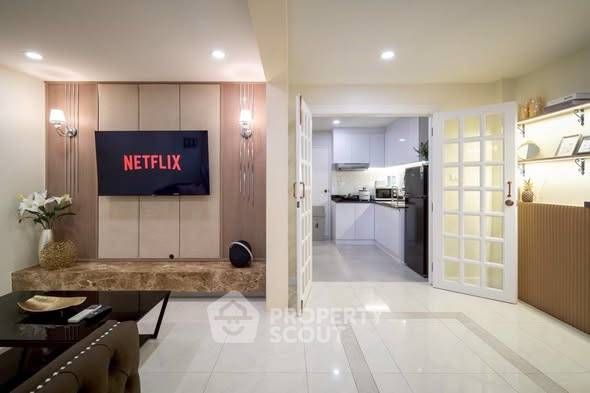 3 Bedrooms Townhouse for sale In Ivy China Town Pom Prap Bangkok