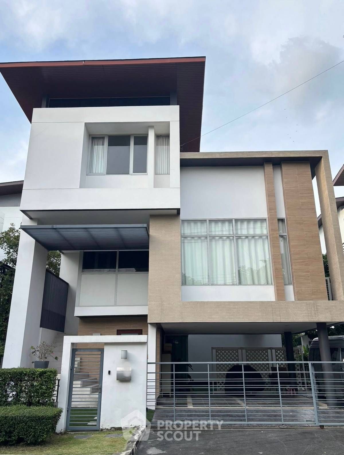 4 Bedrooms House for rent In Nirvana Beyond Lite Rama 9 Saphan Sung Bangkok