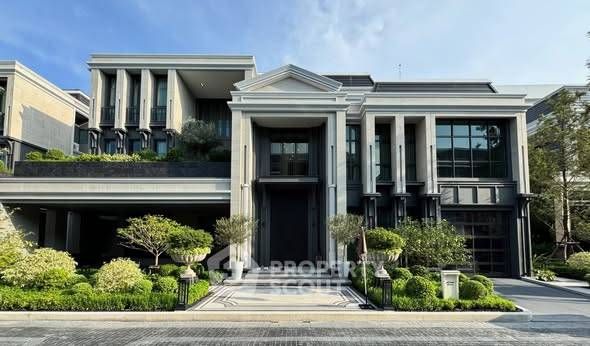 6 Bedrooms House for sale In Connoisseur Phatthanakan Suan Luang Bangkok