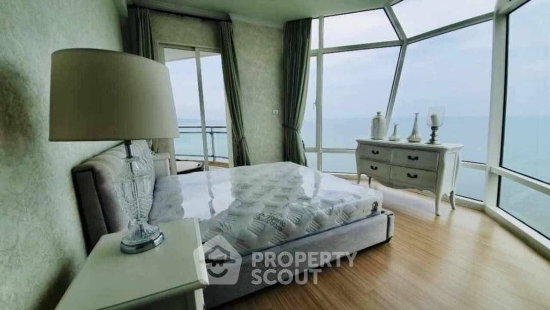 3 Bedrooms Condo for sale In Wyndham Jomtien Pattaya Nong Prue Pattaya